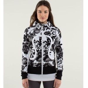 Lululemon Scuba Hoodie. Size 2